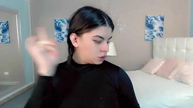 maddissonivanova online show from February 2, 2026, 6:50 pm