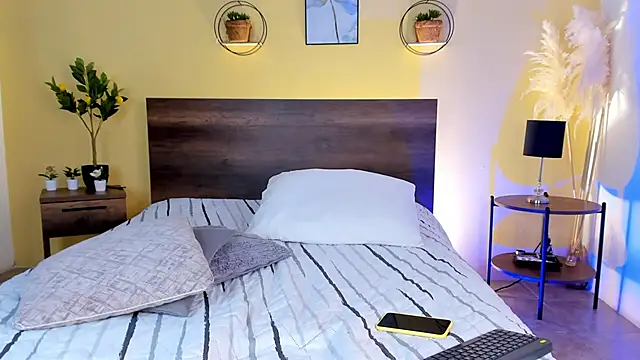 CamilleGrace online show from September 26, 2025, 12:53 pm