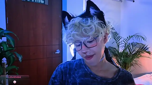 taichi bluy online show from October 17, 2025, 1:57 pm