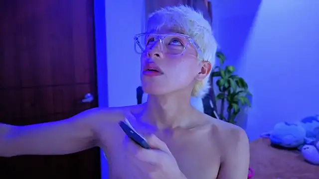 taichi bluy online show from November 21, 2025, 10:08 pm