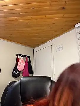 Karen18 boobs online show from February 27, 2026, 3:39 am