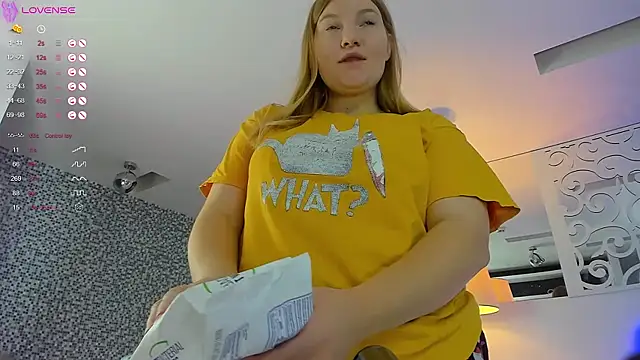 AshleyJoness online show from October 17, 2025, 5:10 am