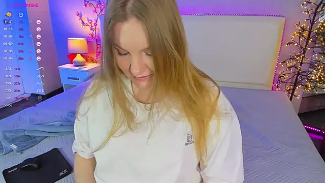 AshleyJoness online show from April 19, 2026, 5:29 am