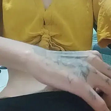 Snapshot of magrinhateuprazer chatting on November 20, 2025, 2:01 am magrinhateuprazer online show from November 20, 2025, 2:01 am