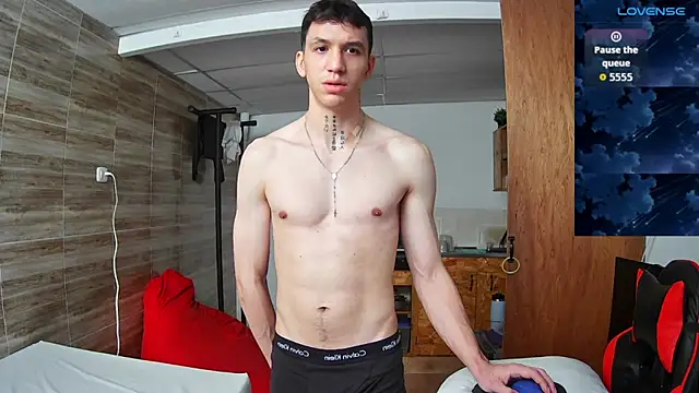 angelicious  online show from October 5, 2025, 12:25 pm