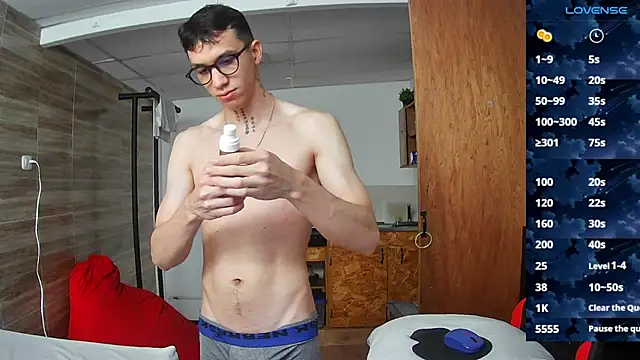 angelicious  online show from October 8, 2025, 12:25 pm