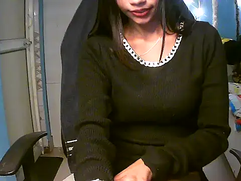 RENUKA RAJPUT online show from February 10, 2026, 7:18 pm