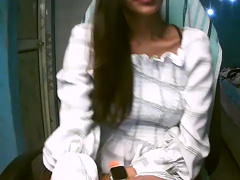 RENUKA RAJPUT online show from April 11, 2026, 3:05 pm