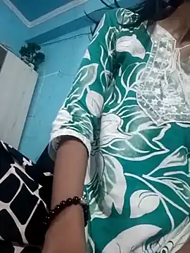 RENUKA RAJPUT online show from April 20, 2026, 5:26 pm