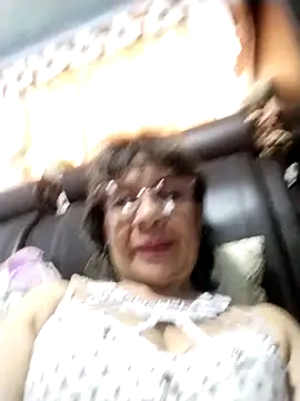 OliviaMorris1 online show from September 29, 2025, 1:49 pm