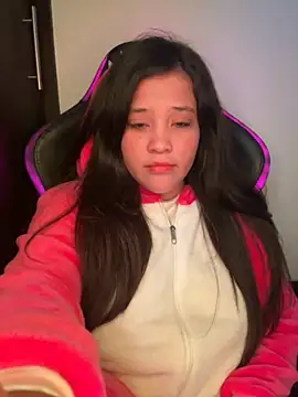 Meipink online show from October 11, 2025, 8:40 pm