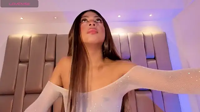 Sol Vanegas online show from November 19, 2025, 12:49 pm