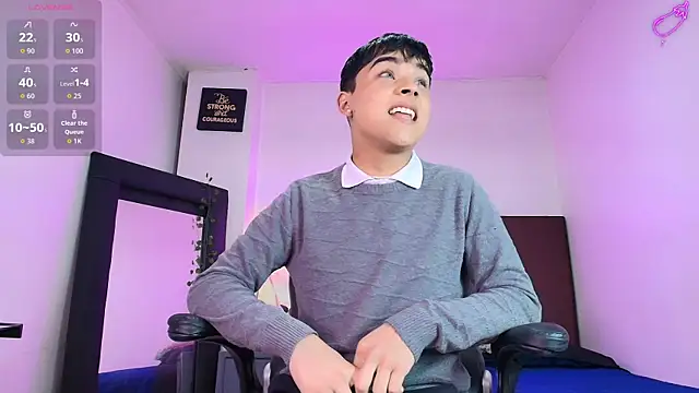 Lucass love online show from November 12, 2025, 4:18 pm