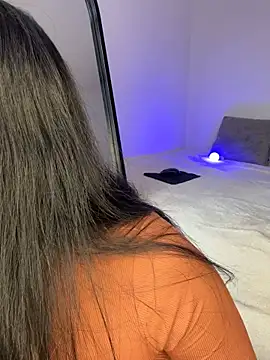 lunatorch online show from October 22, 2025, 3:56 pm