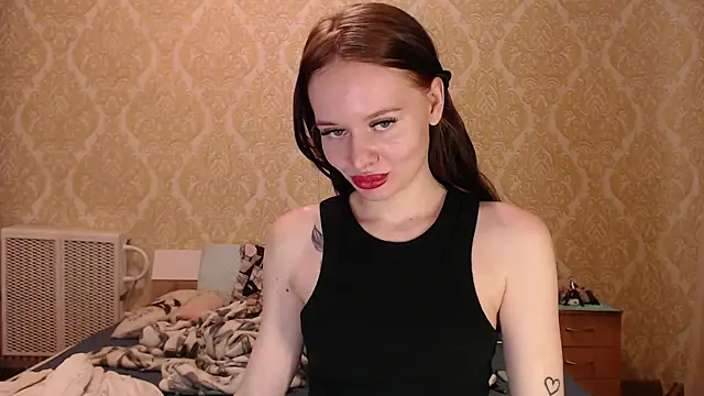 Kitkaat00 online show from November 19, 2025, 6:52 pm