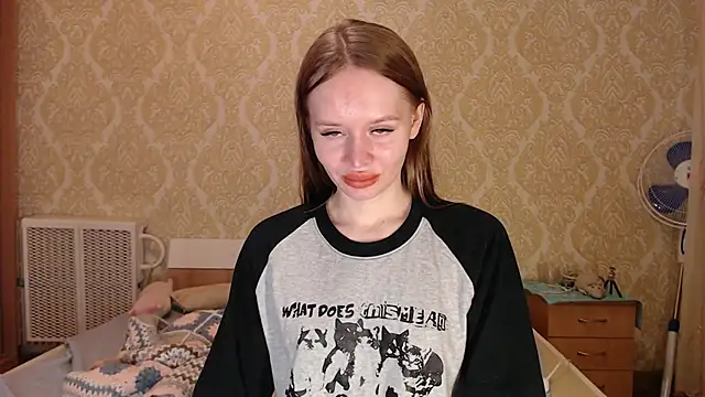 Kitkaat00 online show from April 24, 2026, 8:44 pm