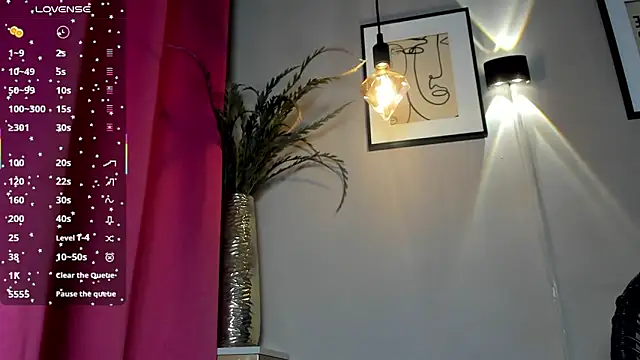 dulce fiore07 online show from November 16, 2025, 12:22 pm