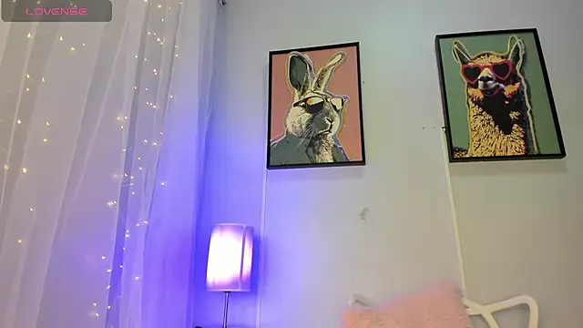 dulce fiore07 online show from June 4, 2026, 12:11 pm