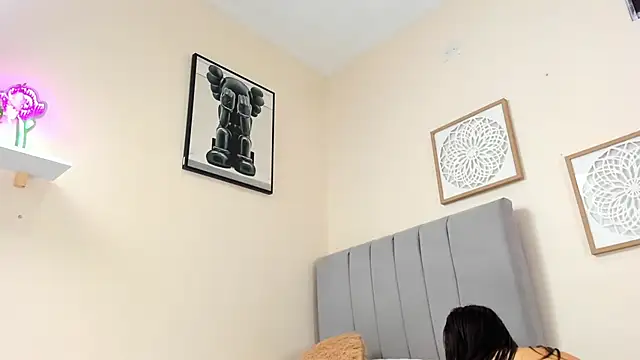 dulce fiore07 online show from July 15, 2026, 7:19 pm