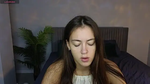 Snapshot of SaraMoren0 chatting on October 29, 2025, 7:54 am SaraMoren0 online show from October 29, 2025, 7:54 am