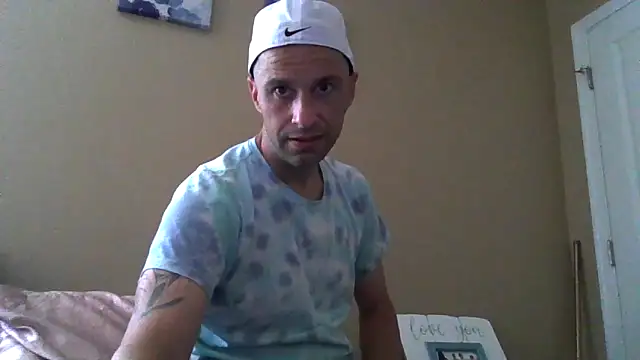 Snapshot of dik4cache chatting on May 18, 2026, 3:40 pm dik4cache online show from May 18, 2026, 3:40 pm