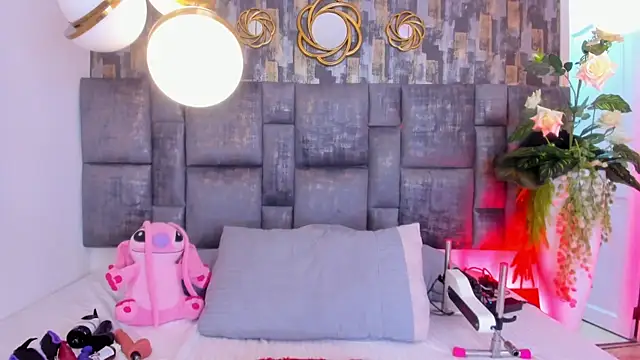 PatyLawrence online show from November 6, 2025, 4:13 am