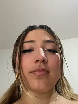 PatyLawrence online show from June 20, 2026, 7:27 pm