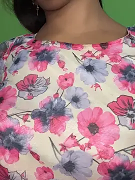 SEXY-SIMI-BHABI online show from September 20, 2025, 6:58 am