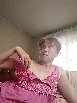 Snapshot of Flower2931 chatting on May 10, 2026, 8:52 am Flower2931 online show from May 10, 2026, 8:52 am