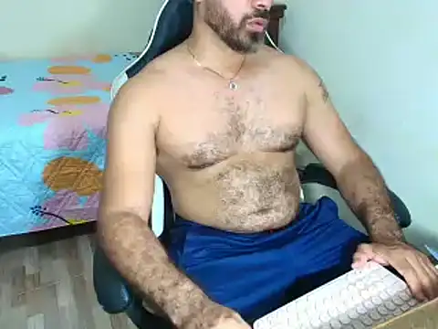 max love255 online show from February 5, 2026, 7:51 pm