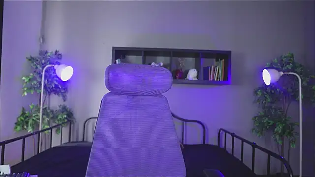 Sabrina bloom online show from November 12, 2025, 1:00 pm