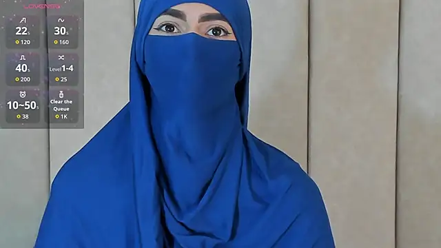  Zahiira  online show from November 17, 2025, 12:11 pm