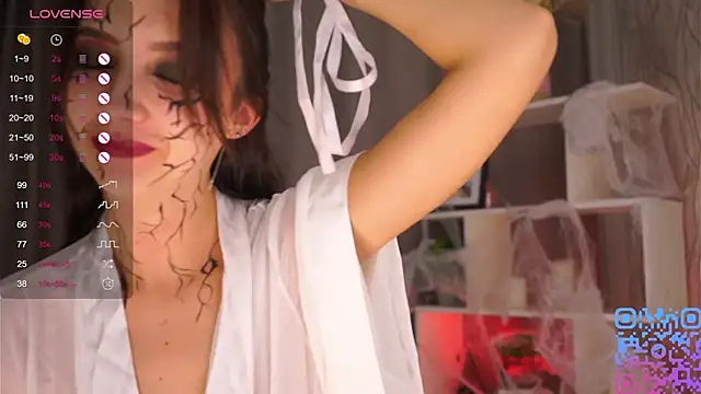 DaisyBlaze online show from October 30, 2025, 4:52 pm