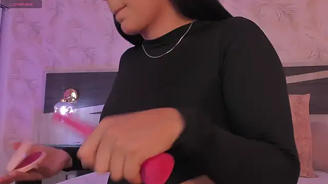 dana hazze online show from April 1, 2026, 1:39 am