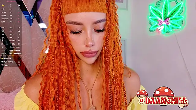 ScarlettRusso1 online show from March 8, 2026, 2:04 am