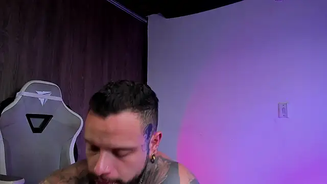 natevillage online show from October 3, 2025, 10:07 pm