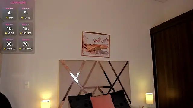 Mia volkova online show from November 3, 2025, 12:39 pm