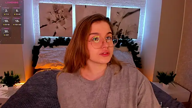 Snapshot of SophieMurrr chatting on December 2, 2025, 3:29 pm SophieMurrr online show from December 2, 2025, 3:29 pm