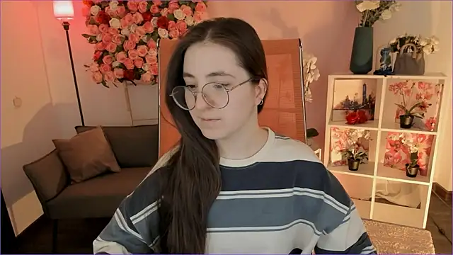 VirtuallVoyant online show from February 25, 2026, 1:26 am