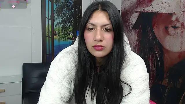 gigi gilt  online show from September 10, 2025, 4:34 am