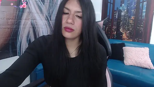 gigi gilt  online show from July 29, 2026, 3:10 pm