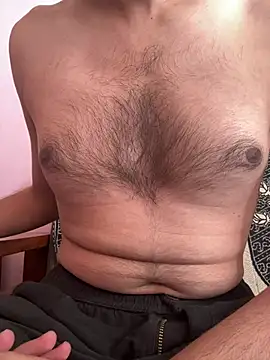 Snapshot of Ronnier794 chatting on March 16, 2026, 5:13 am Ronnier794 online show from March 16, 2026, 5:13 am