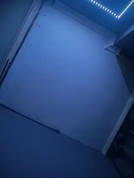 kamo012000 online show from April 14, 2026, 9:54 pm