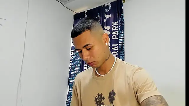  Logan Colton  online show from January 9, 2026, 9:27 pm