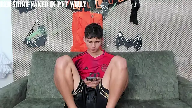 Snapshot of willy_sexxx18 chatting on October 24, 2025, 7:43 pm willy sexxx18 online show from October 24, 2025, 7:43 pm