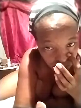 curvyyyyBabe online show from February 7, 2026, 9:51 pm