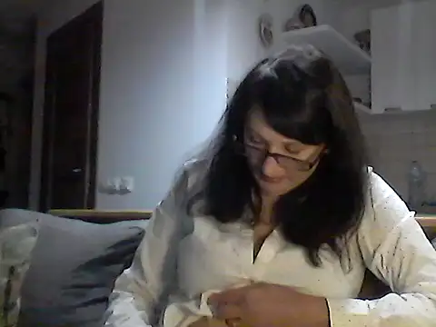 Snapshot of Elena48324 chatting on November 1, 2025, 3:14 pm Elena48324 online show from November 1, 2025, 3:14 pm