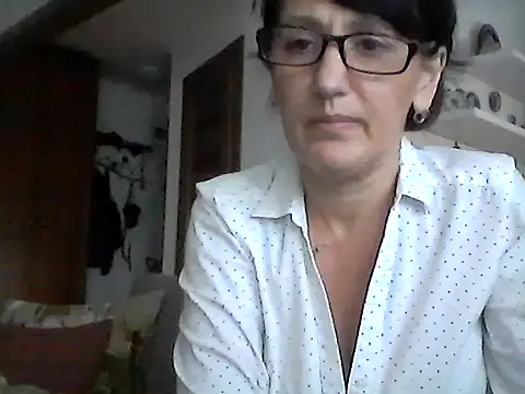 Snapshot of Elena48324 chatting on December 5, 2025, 12:25 pm Elena48324 online show from December 5, 2025, 12:25 pm