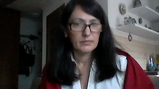 Snapshot of Elena48324 chatting on December 16, 2025, 10:42 am Elena48324 online show from December 16, 2025, 10:42 am