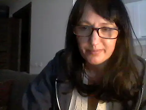 Snapshot of Elena48324 chatting on January 10, 2026, 1:02 pm Elena48324 online show from January 10, 2026, 1:02 pm